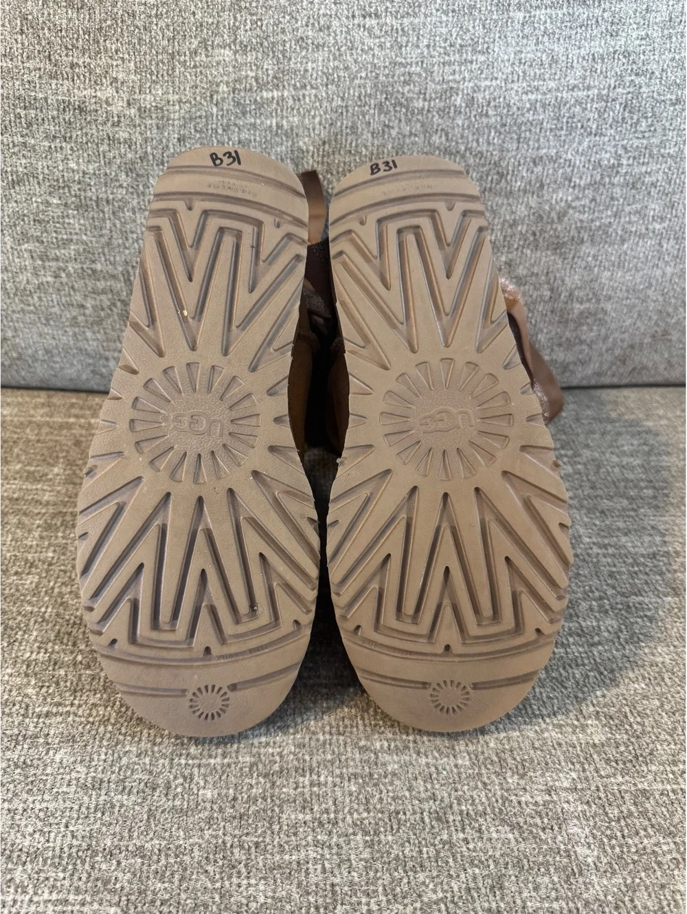 UGG cozy up